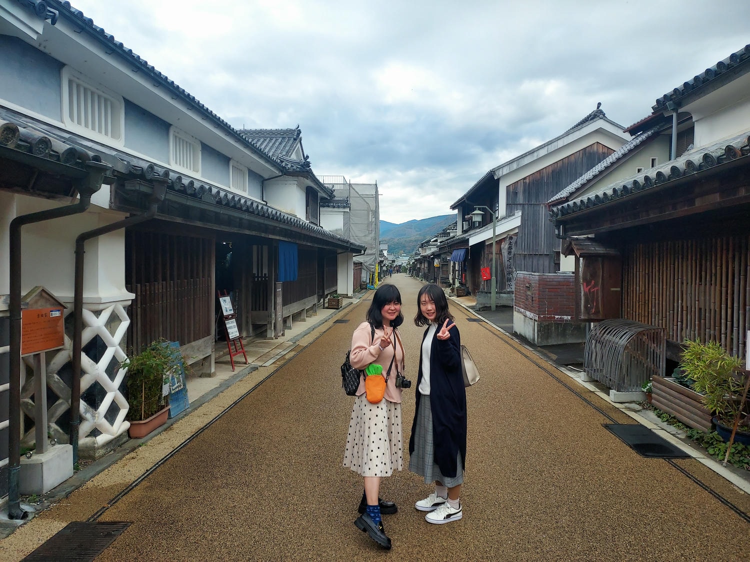 德島景點┃回到過去超有FU「美馬脇町卯建老街」藍染富商防火袖壁建築 竹雕阿波舞手作藍染 吃義大利麵 JR穴吹站