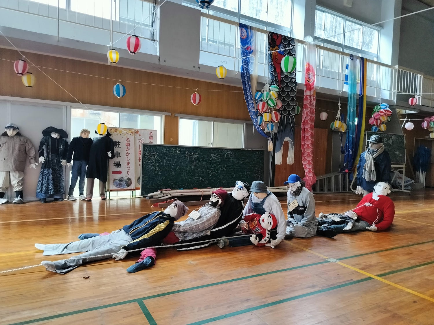 德島景點┃德島自由行 秘境奧祖谷賞楓 自駕景點整理「二重葛藤橋 落合集落 天空稻草人村 尿尿小童 龍宮崖公園」