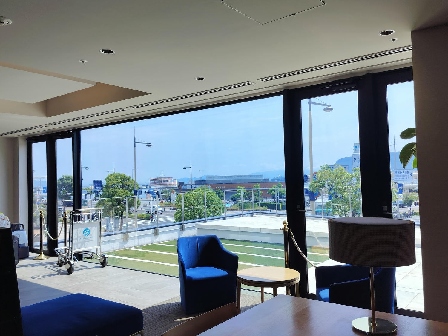 香川住宿┃JR高松站前 特色建築高松克雷緬特酒店 (JR Clement Inn)高松港跳島 高松站逛超市藥粧無印良品