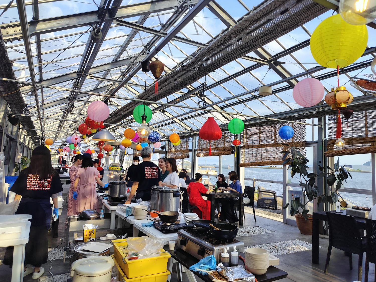 來四國德島煮魯肉飯┃釣魚餐廳新鮮納得市(新鮮なっとく市)亞州美食祭 台灣人煮魯肉飯 大雞排 地瓜球 麻婆豆腐美味登場