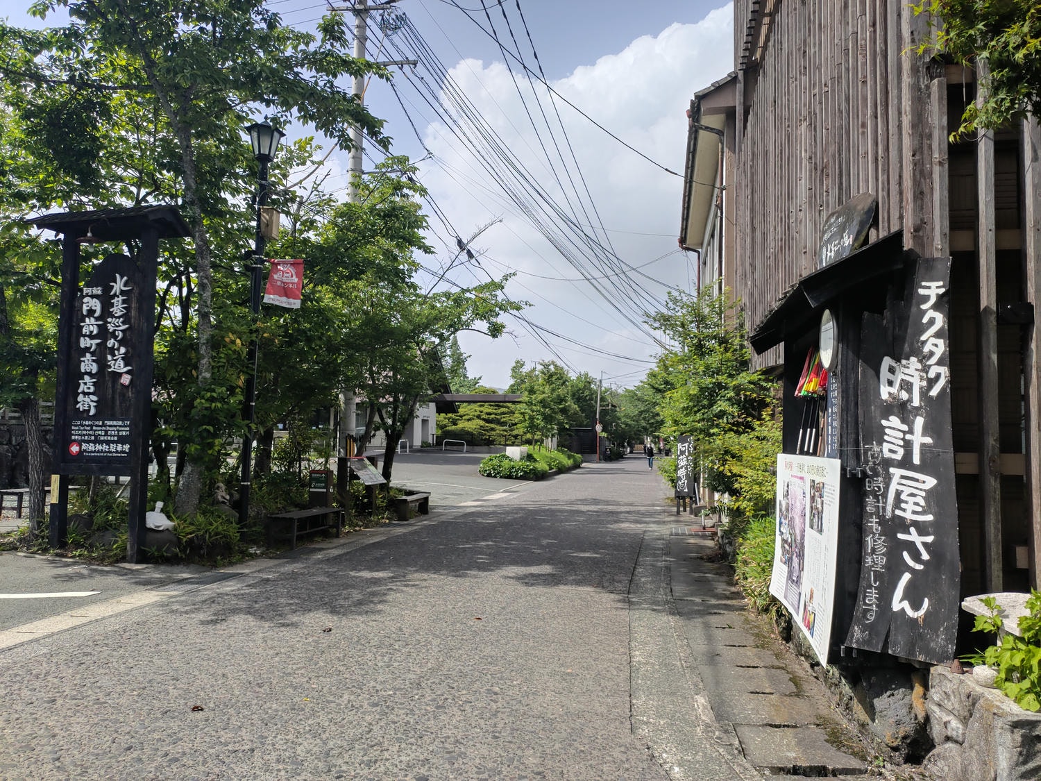 熊本景點┃阿蘇自由行 阿蘇神社(2024開放) 門前町商店街 丹波屋花布水占卜籤 阿蘇牛奶泡芙 古物店 JR宮地站步行可達 - 第17張圖 熊本景點┃阿蘇自由行 阿蘇神社(2024開放) 門前町商店街 丹波屋花布水占卜籤 阿蘇牛奶泡芙 古物店 JR宮地站步行可達