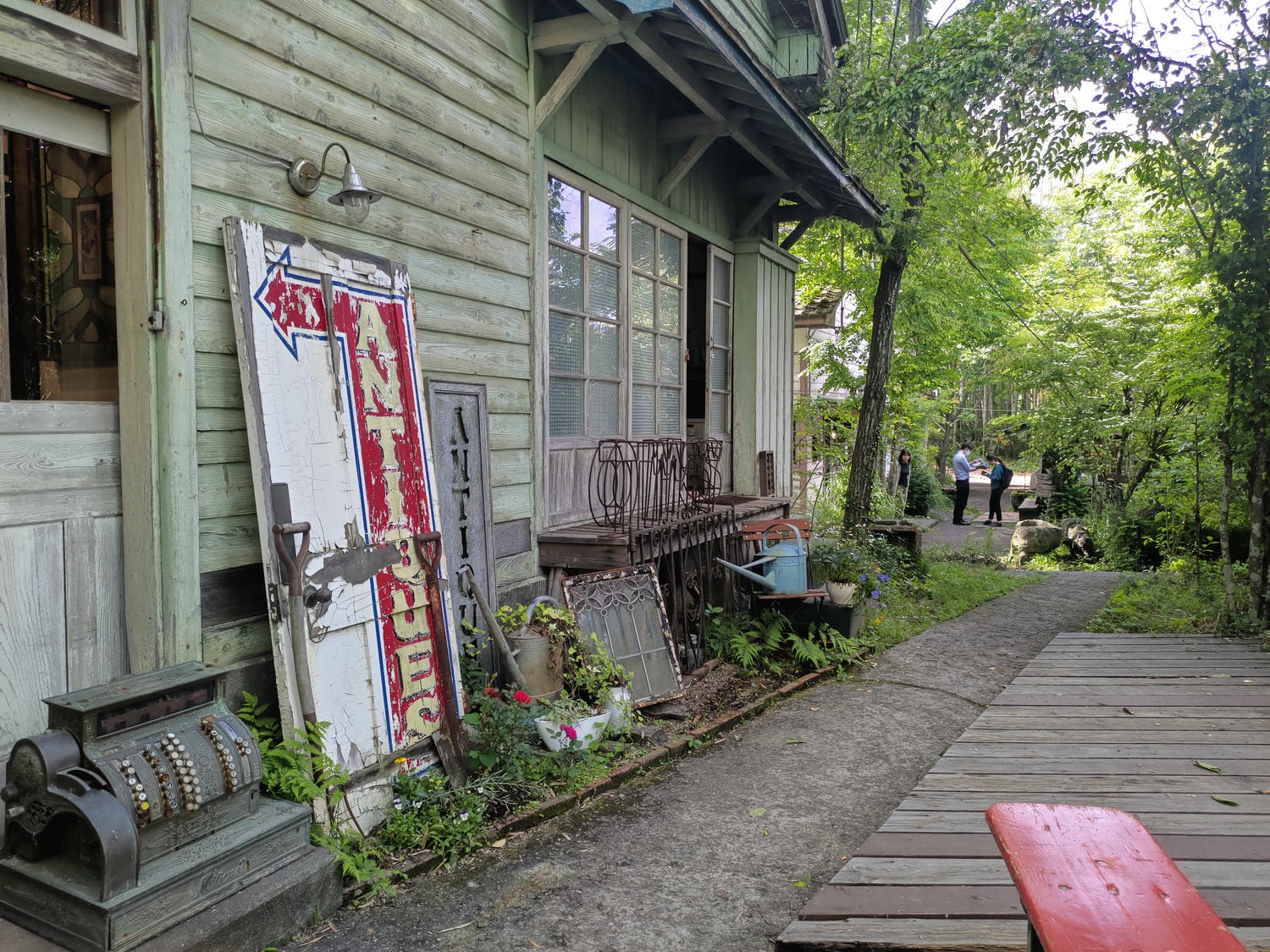 熊本景點┃阿蘇自由行 阿蘇神社(2024開放) 門前町商店街 丹波屋花布水占卜籤 阿蘇牛奶泡芙 古物店 JR宮地站步行可達 - 第40張圖 熊本景點┃阿蘇自由行 阿蘇神社(2024開放) 門前町商店街 丹波屋花布水占卜籤 阿蘇牛奶泡芙 古物店 JR宮地站步行可達