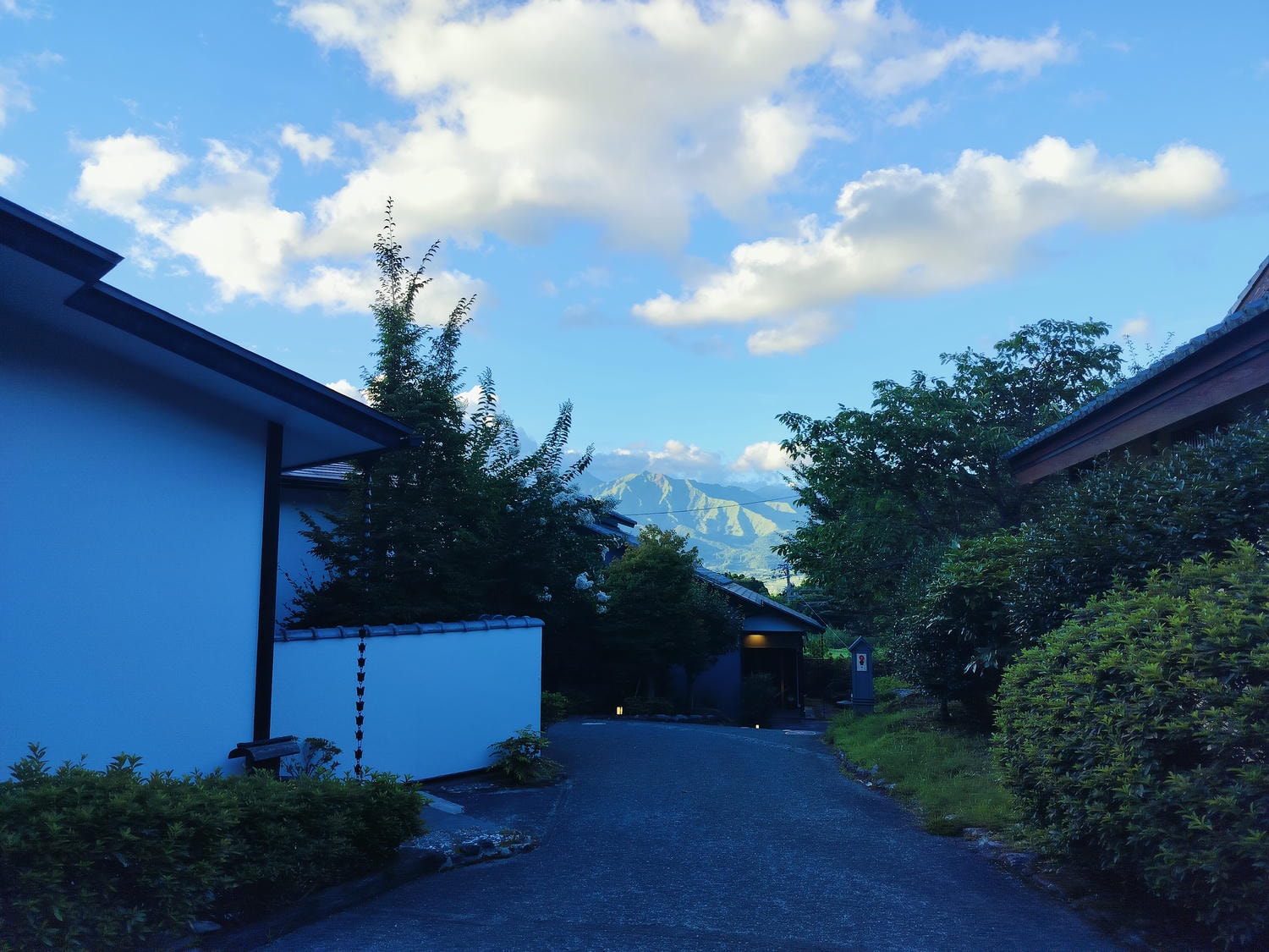 熊本住宿阿蘇┃高級溫泉包棟賞阿蘇五岳「南阿蘇溫泉鄉別邸蘇庵」樓中樓舒適超滿意!一泊二食吃和牛可接送