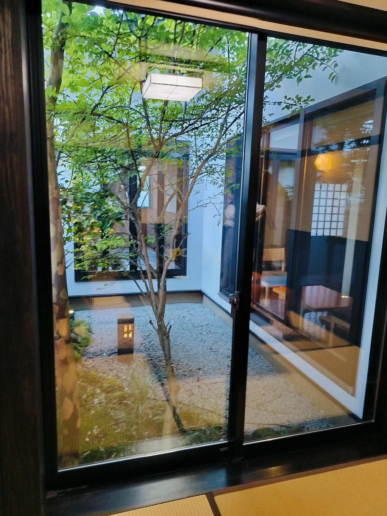 熊本住宿阿蘇┃高級溫泉包棟賞阿蘇五岳「南阿蘇溫泉鄉別邸蘇庵」樓中樓舒適超滿意!一泊二食吃和牛可接送