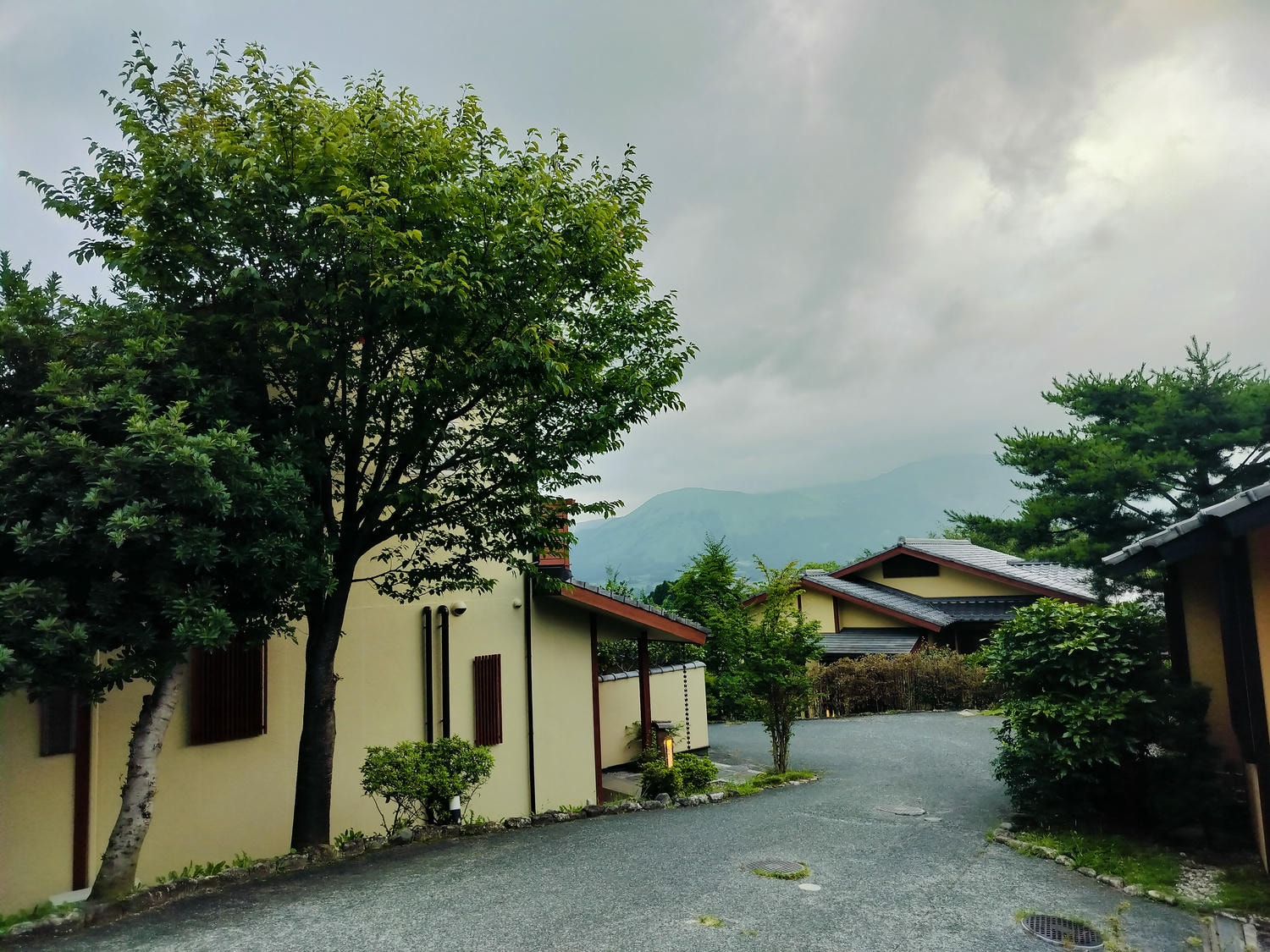 熊本住宿阿蘇┃高級溫泉包棟賞阿蘇五岳「南阿蘇溫泉鄉別邸蘇庵」樓中樓舒適超滿意!一泊二食吃和牛可接送