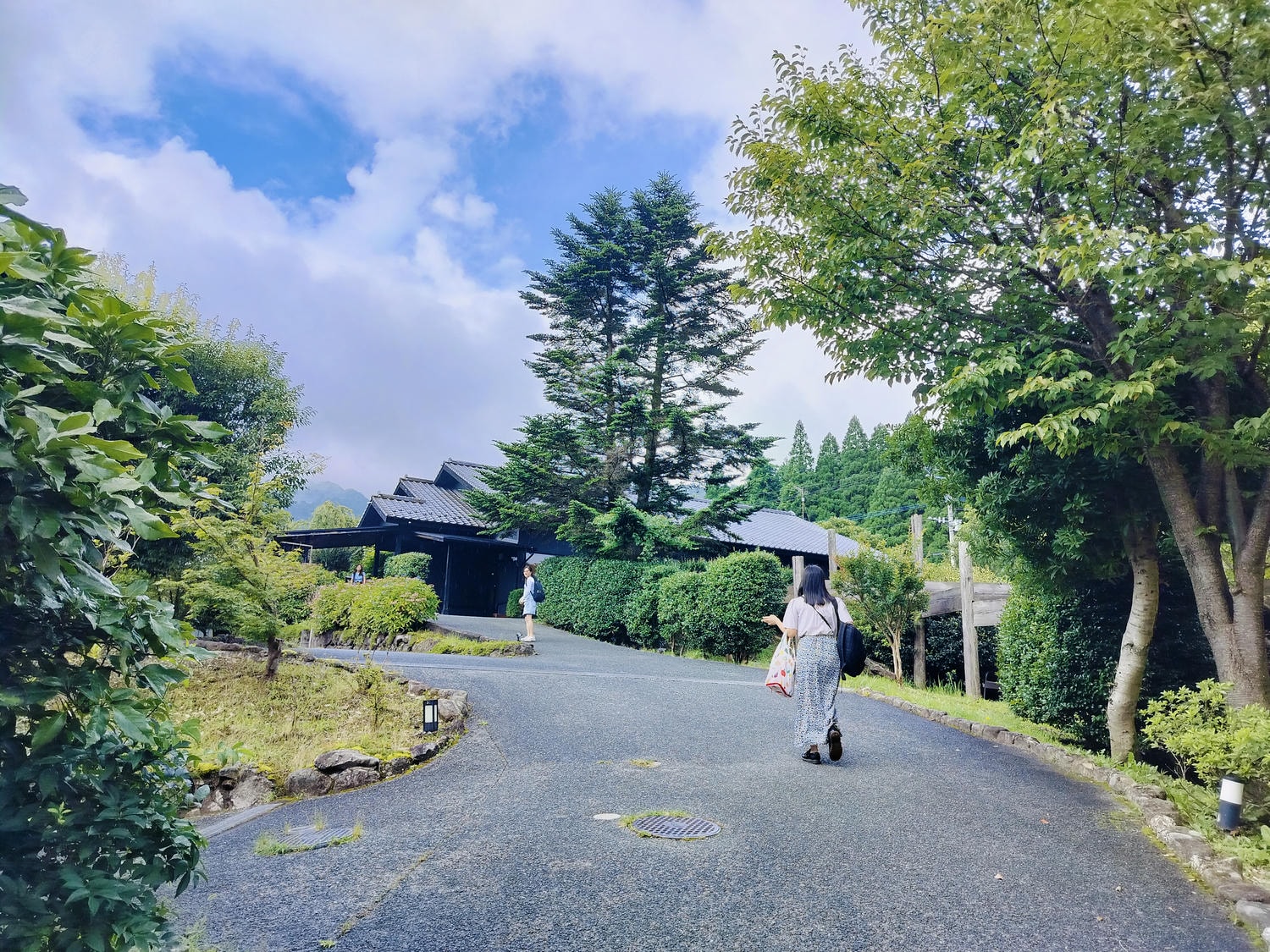 熊本住宿阿蘇┃高級溫泉包棟賞阿蘇五岳「南阿蘇溫泉鄉別邸蘇庵」樓中樓舒適超滿意!一泊二食吃和牛可接送