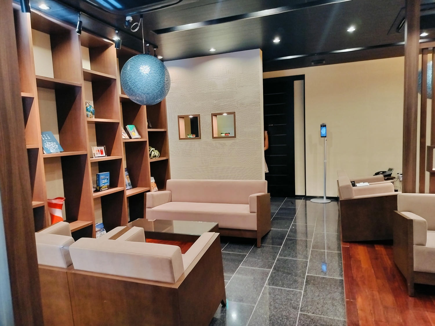 熊本住宿阿蘇┃高級溫泉包棟賞阿蘇五岳「南阿蘇溫泉鄉別邸蘇庵」樓中樓舒適超滿意!一泊二食吃和牛可接送