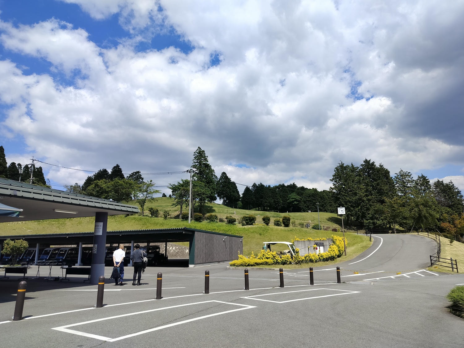 熊本高爾夫渡假住宿┃專業球場-阿蘇TRIAL高爾夫球場渡假村住一晚 天然溫泉一泊二食 阿蘇山包圍美景寧靜
