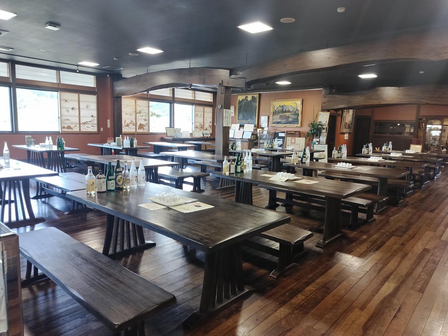 熊本人吉酒造┃球磨川優質水源-百年纖月酒造見學試飲無料-高品質米燒酌推薦買無言 停車場大巴可