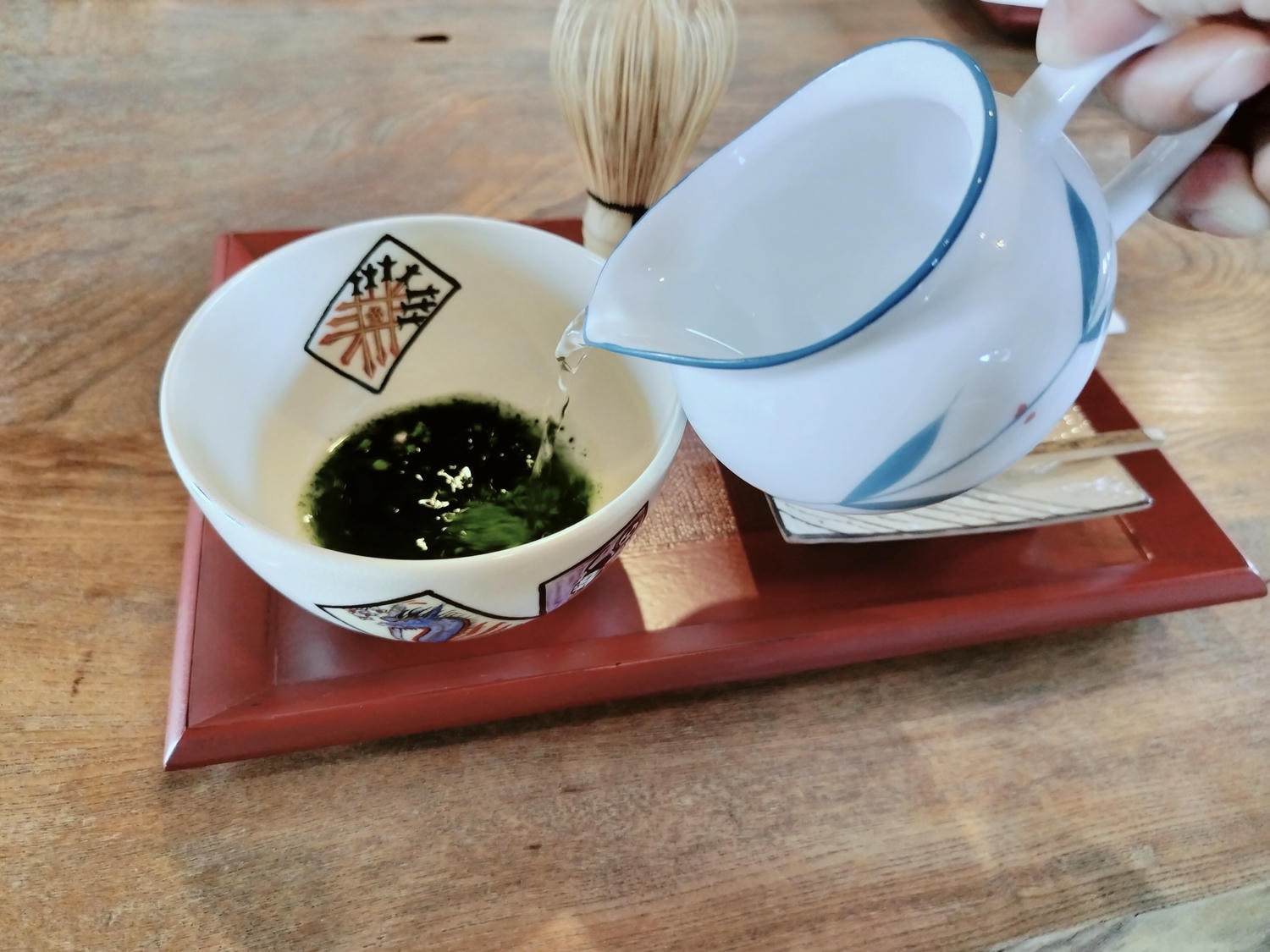 熊本體驗人吉┃鍛冶屋町百年老鋪-釜田釀造所味噌醬油藏見學試吃 立山商店抹茶體驗品茶 球磨川水質恩惠