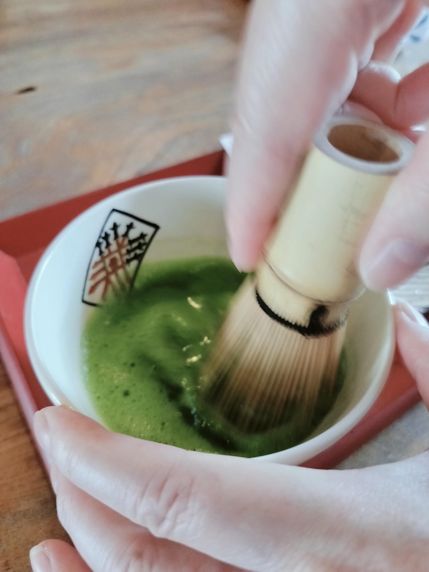 熊本體驗人吉┃鍛冶屋町百年老鋪-釜田釀造所味噌醬油藏見學試吃 立山商店抹茶體驗品茶 球磨川水質恩惠