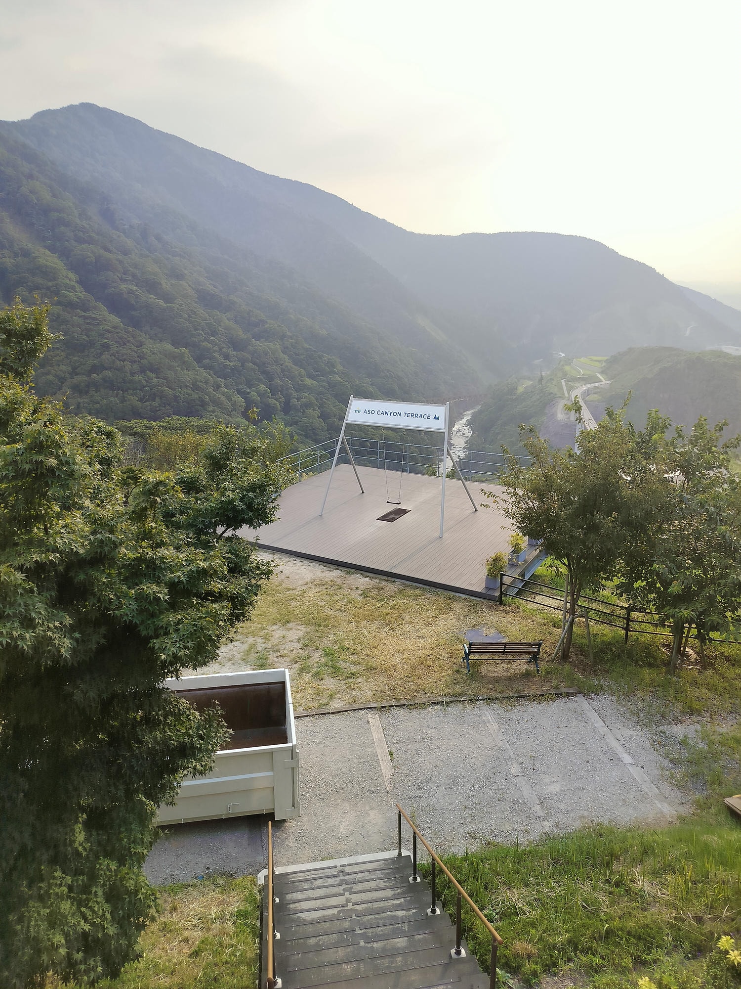 熊本高爾夫渡假住宿┃專業球場-阿蘇TRIAL高爾夫球場渡假村住一晚 天然溫泉一泊二食 阿蘇山包圍美景寧靜