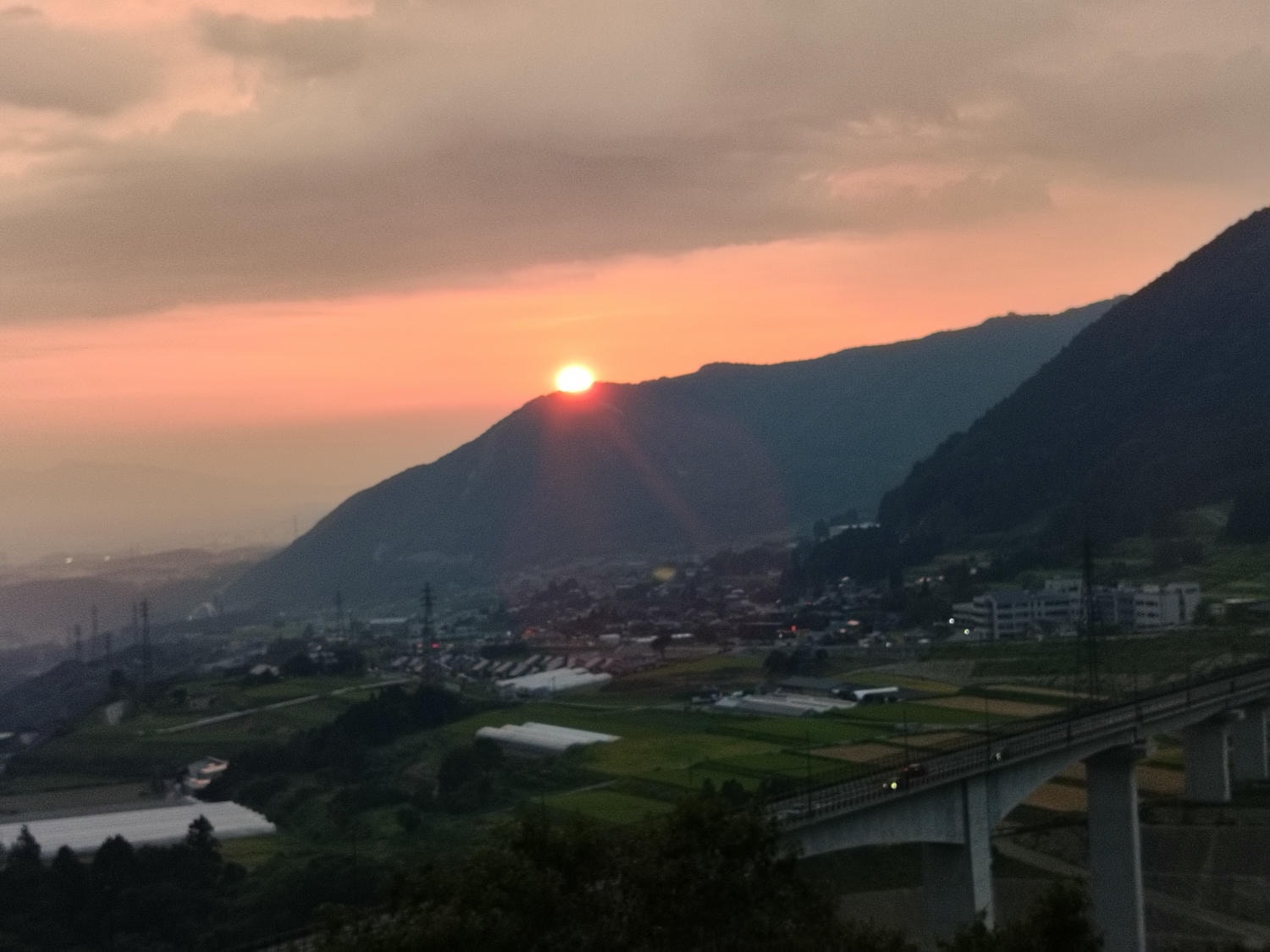 熊本高爾夫渡假住宿┃專業球場-阿蘇TRIAL高爾夫球場渡假村住一晚 天然溫泉一泊二食 阿蘇山包圍美景寧靜