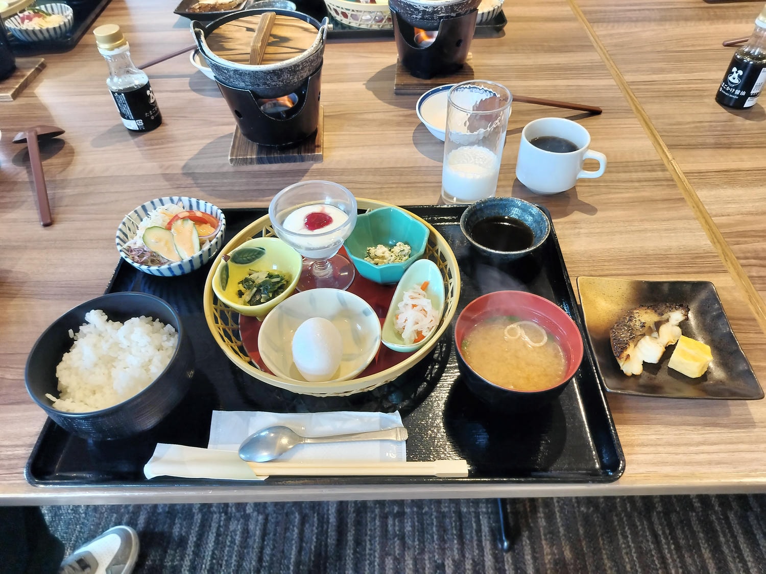 熊本高爾夫渡假住宿┃專業球場-阿蘇TRIAL高爾夫球場渡假村住一晚 天然溫泉一泊二食 阿蘇山包圍美景寧靜