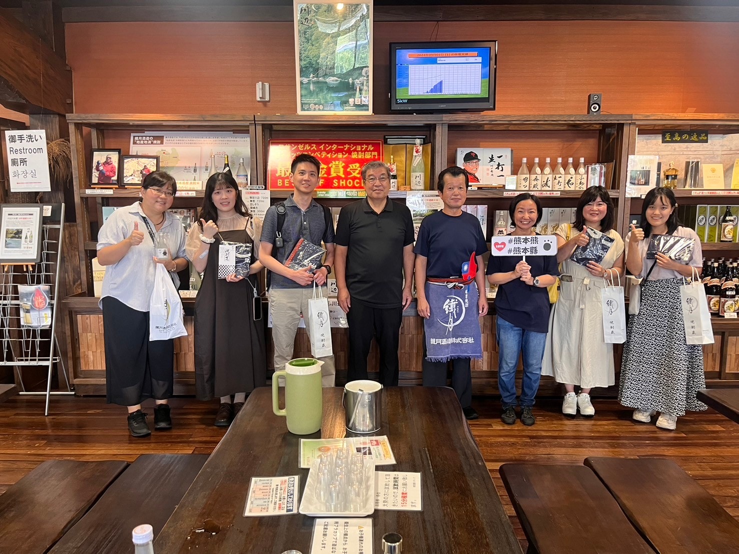 熊本人吉酒造┃球磨川優質水源-百年纖月酒造見學試飲無料-高品質米燒酌推薦買無言 停車場大巴可