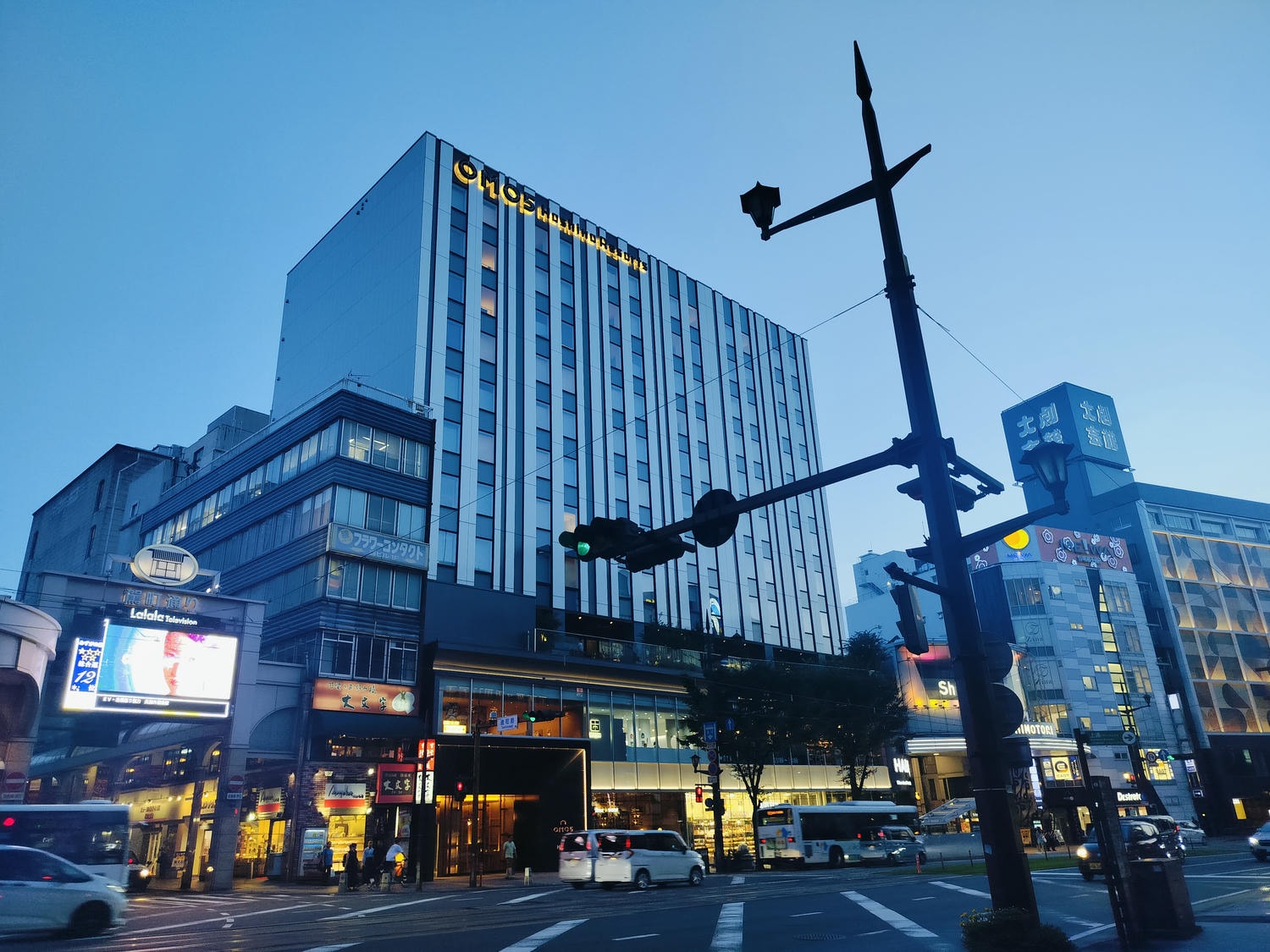 熊本市住宿┃商店街最近 星野集團OMO5熊本 雙人房舒適乾淨文青風 早餐套餐 路面電車通町筋站走1分 熊本直飛