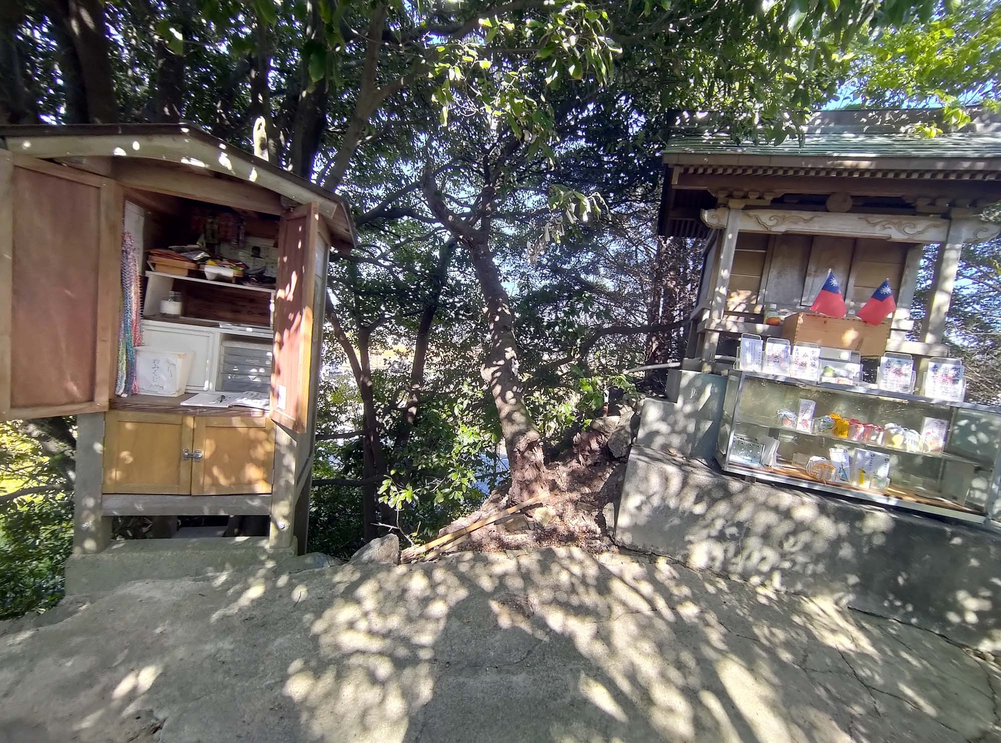 德島景點┃日本最矮天然山「弁天山」標高6.1公尺 30步完美攻頂 日本國土地理院認證! 山頂神社多款御朱印 登頂證明入手 - 第21張圖 德島景點┃日本最矮天然山「弁天山」標高6.1公尺 30步完美攻頂 日本國土地理院認證! 山頂神社多款御朱印 登頂證明入手