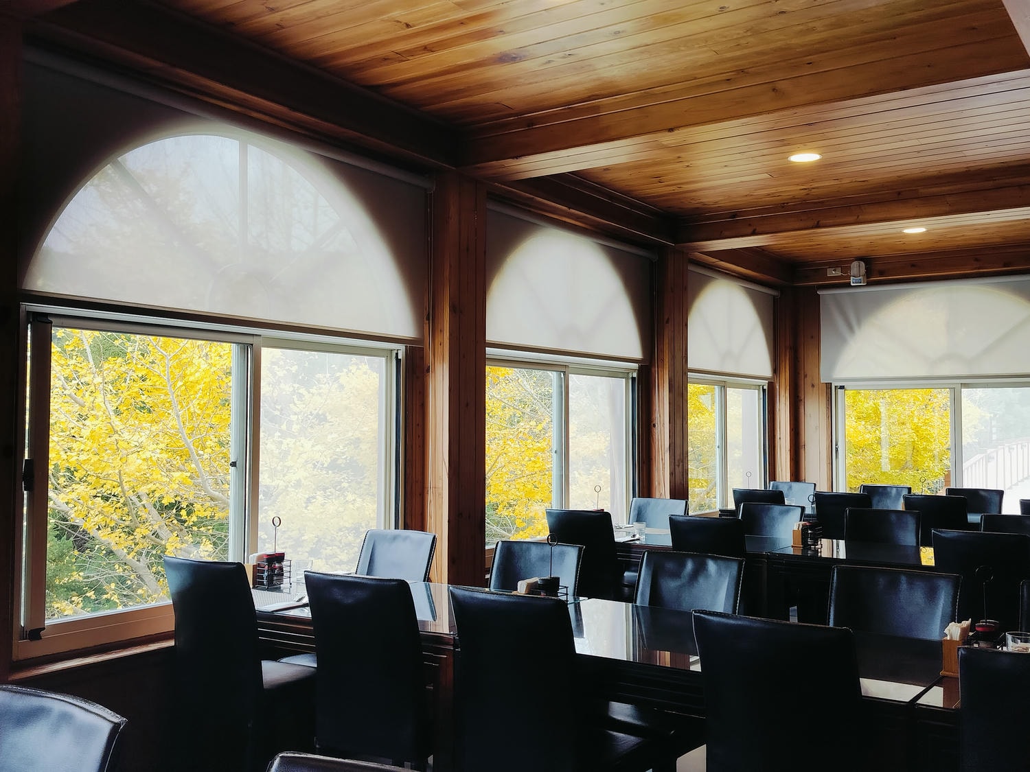 新竹住宿┃標高近2千!雪霸休閒農場住小木屋 冬季雲海一泊三食 手作藍莓果醬 台湾農場宿泊