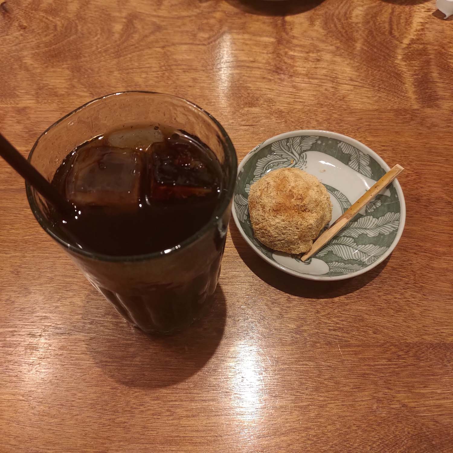 鳥取美食┃生活美學民藝「たくみ匠珈琲」午餐咖哩和牛漢堡排、下午茶蛋糕點心二層 視覺味覺享受 JR鳥取走6分 鳥取餐廳