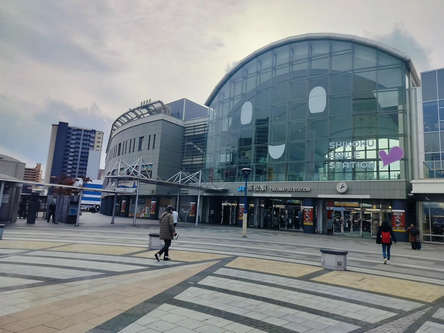 香川高松住宿┃JR四國直營Setolive 4S STAY古民家住宿 文青列車元素(2024新開) JR高松走10分 瀨戶藝術祭住宿