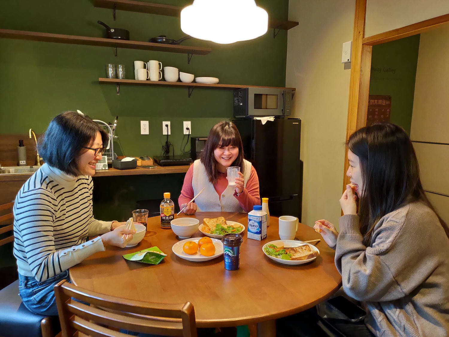 香川高松住宿┃JR四國直營Setolive 4S STAY古民家住宿 文青列車元素(2024新開) JR高松走10分 瀨戶藝術祭住宿