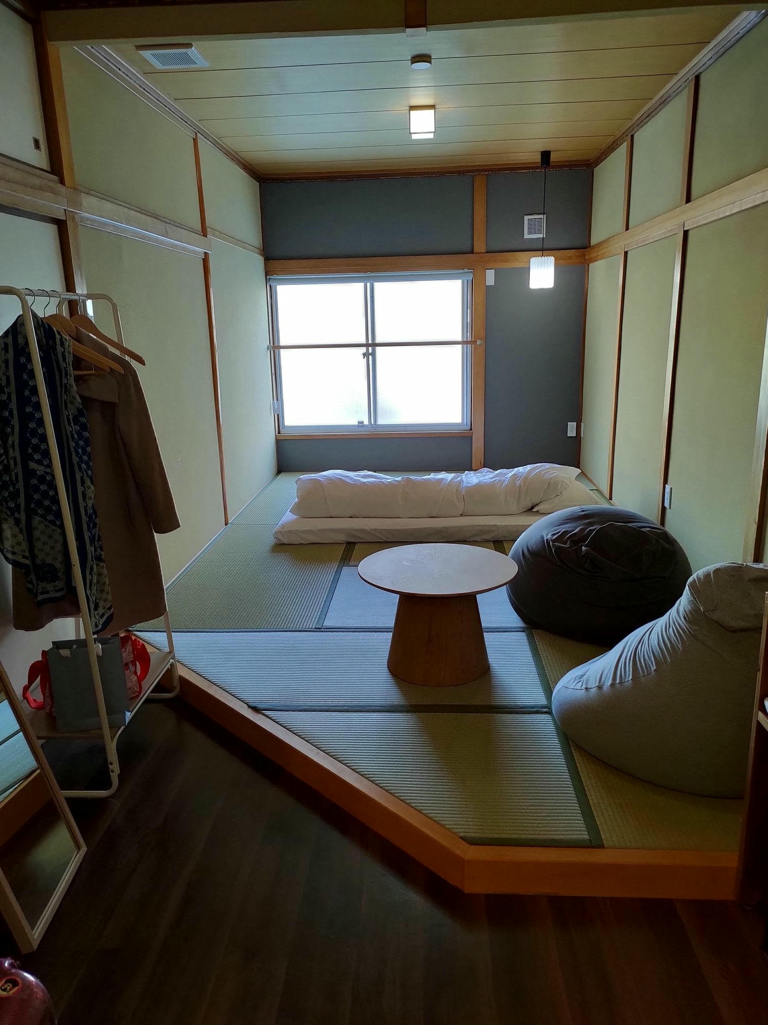 香川高松住宿┃JR四國直營Setolive 4S STAY古民家住宿 文青列車元素(2024新開) JR高松走10分 瀨戶藝術祭住宿