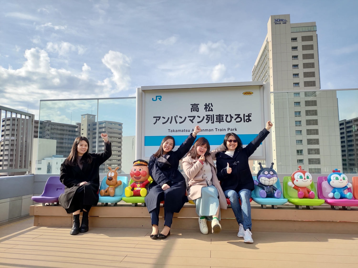 香川高松住宿┃JR四國直營Setolive 4S STAY古民家住宿 文青列車元素(2024新開) JR高松走10分 瀨戶藝術祭住宿