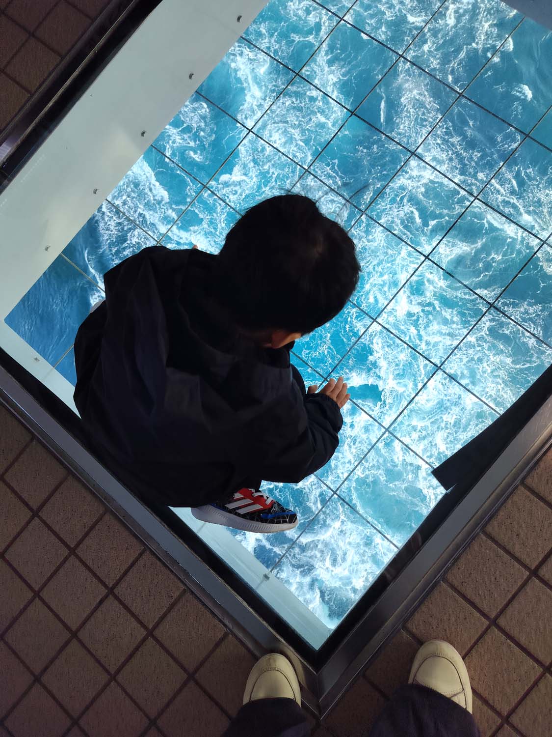 四國德島景點┃三種欣賞鳴門漩渦方法 世界三大渦潮 渦之道 渦流觀潮船 手扶梯山丘 鳴門公園 德島自由行