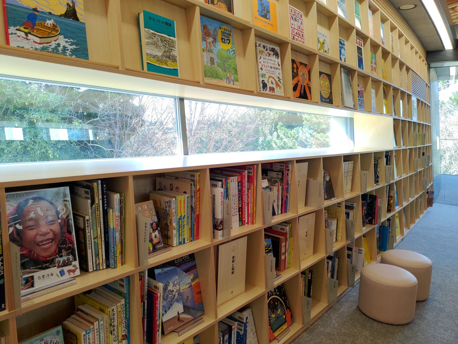 熊本景點┃2024開館 安藤忠雄設計捐贈「熊本兒童圖書森林」地震復興 熊本市路面電車步行5分 滿滿熊本元素直飛熊本