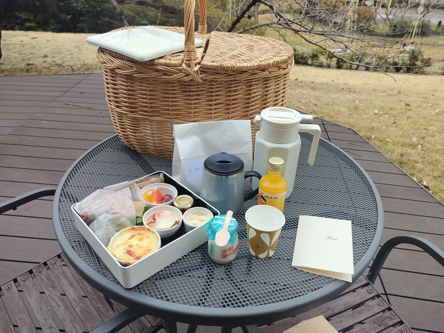 近畿三重旅遊┃親子最愛!!夢想的賽車牆面「主題鈴鹿賽車場飯店」直通賽車場樂園 天然溫泉自助早晚餐超豐富 免費停車