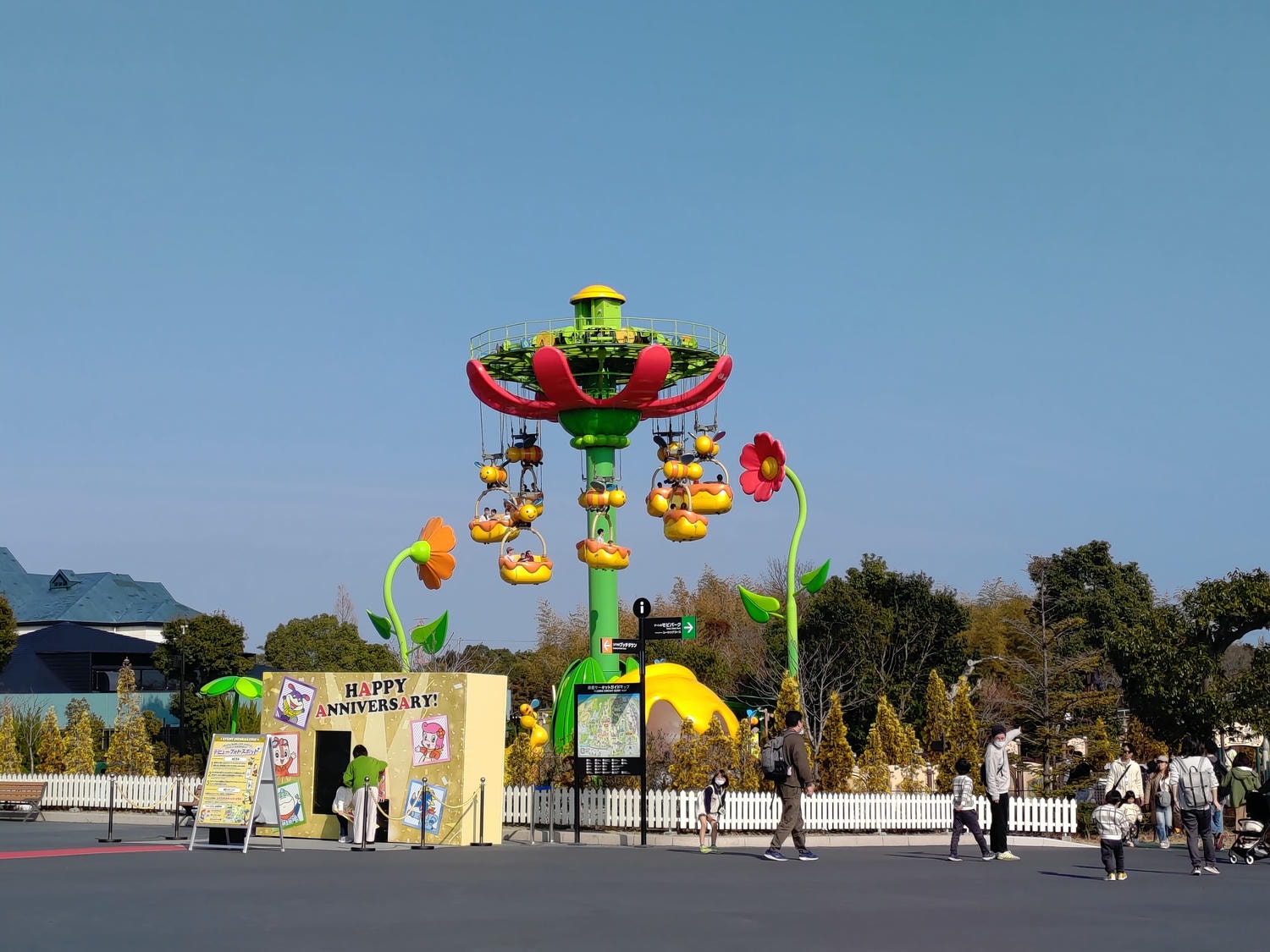 近畿三重┃「鈴鹿賽車場樂園」全介紹 大人小孩車車天堂一日護照 F1賽道賽車開起來 酷奇拉小鎮 VIP休息室 日本親子樂園