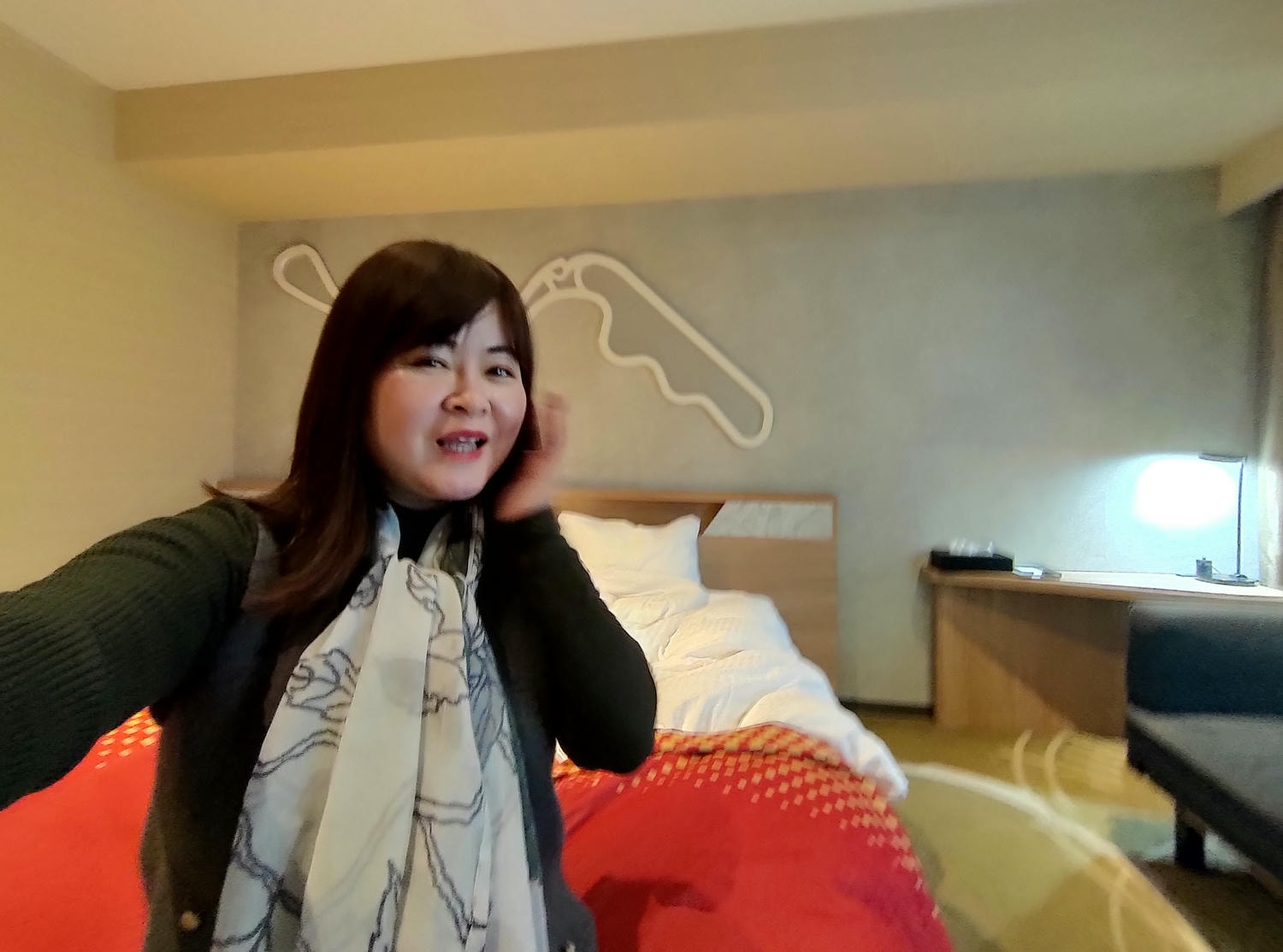 近畿三重旅遊┃親子最愛!!夢想的賽車牆面「主題鈴鹿賽車場飯店」直通賽車場樂園 天然溫泉自助早晚餐超豐富 免費停車