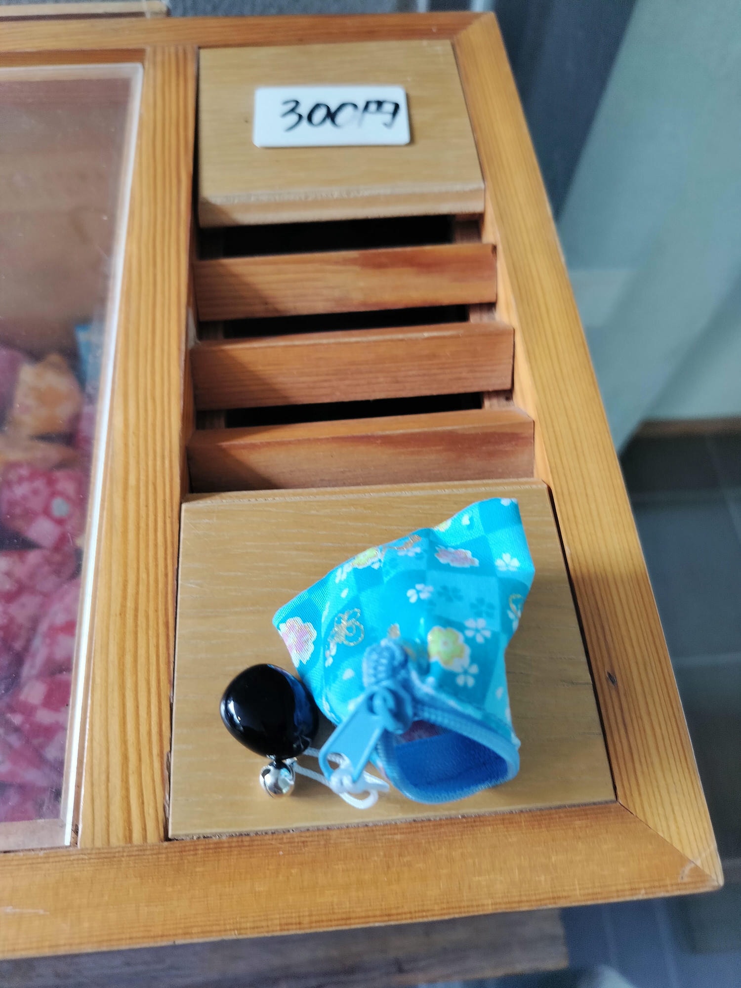 鳥取景點┃楓紅「宇倍神社」日本最早登上紙鈔的神社 生意興隆財運、八頭町「仁王堂大銀杏」600年樹齡 - 第12張圖 鳥取景點┃楓紅「宇倍神社」日本最早登上紙鈔的神社 生意興隆財運、八頭町「仁王堂大銀杏」600年樹齡