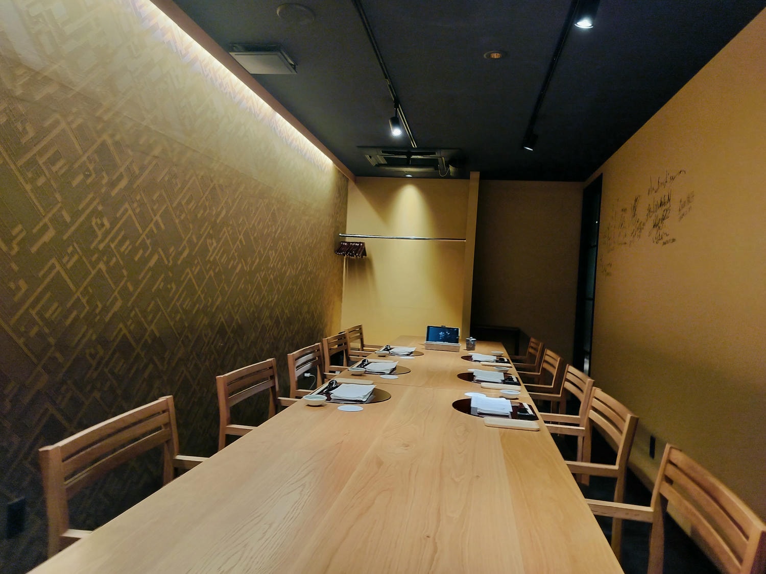 鳥取餐廳┃高級優雅!鳥取市「かにまつば Kanimatsuba」松葉蟹套餐饗宴 冬季限定 JR鳥取走10分 超幸福 - 第4張圖 鳥取餐廳┃高級優雅!鳥取市「かにまつば Kanimatsuba」松葉蟹套餐饗宴 冬季限定 JR鳥取走10分 超幸福