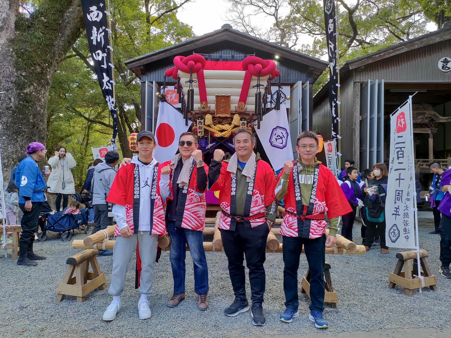 四國祭典┃與張泰山一家參加德島縣日和佐八幡神社祭典!扛驕刻竹燈打太鼓看撞驕 遊山箱晚餐賞花火