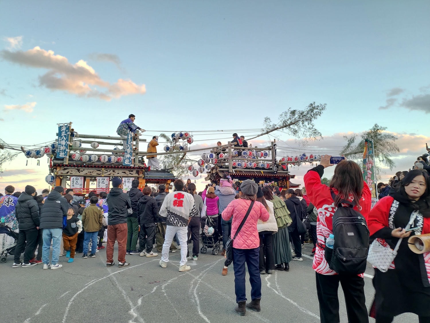 四國祭典┃與張泰山一家參加德島縣日和佐八幡神社祭典!扛驕刻竹燈打太鼓看撞驕 遊山箱晚餐賞花火