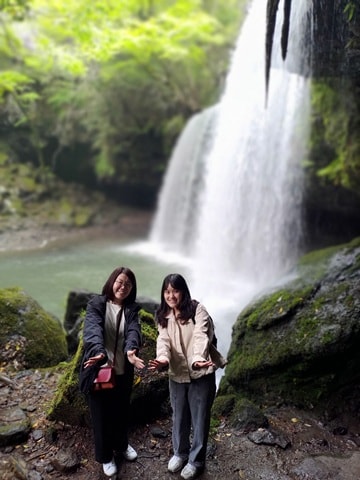 熊本景點┃熊本必訪!水面簾幕猛烈湍急「鍋瀑布」阿蘇小國町大自然藝術品阿蘇自由行 熊本自駕 - 第18張圖 熊本景點┃熊本必訪!水面簾幕猛烈湍急「鍋瀑布」阿蘇小國町大自然藝術品阿蘇自由行 熊本自駕