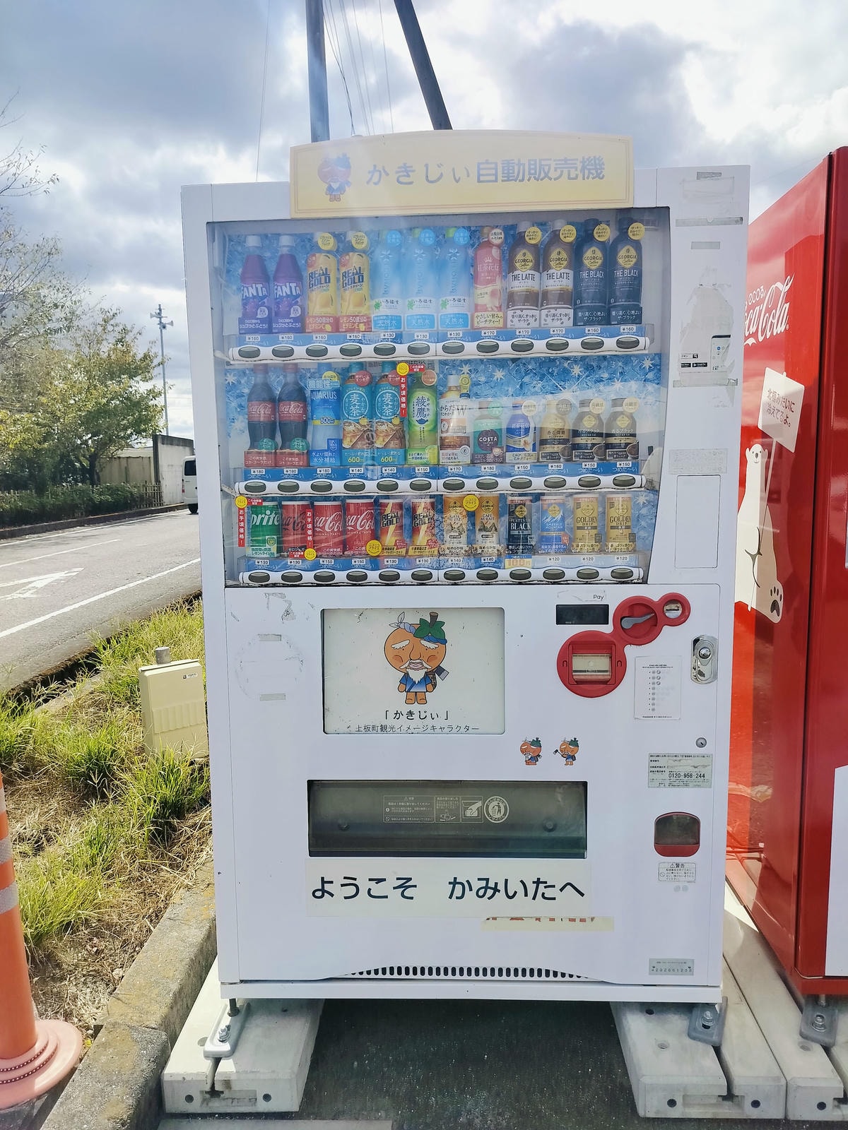 德島景點┃日本藍染產地!「技之館」容百人 藍染體驗JR德島30分車程 阿波藍Japan Blue多款尺寸獨一無二的藍