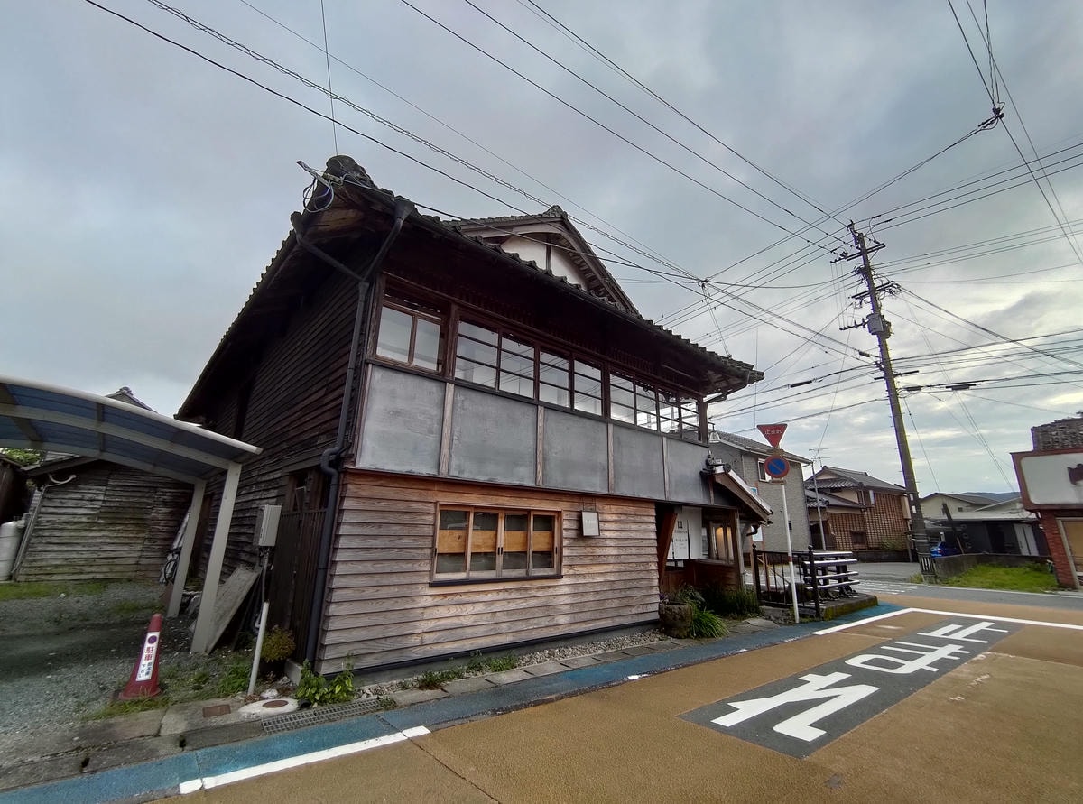 熊本住宿甲佐町┃NIPPONIA 「疏水之鄉」古民家住宿一日僅三房 水與歷史共生 百年當鋪房 樓中樓緣側賞日常 當地食材早餐