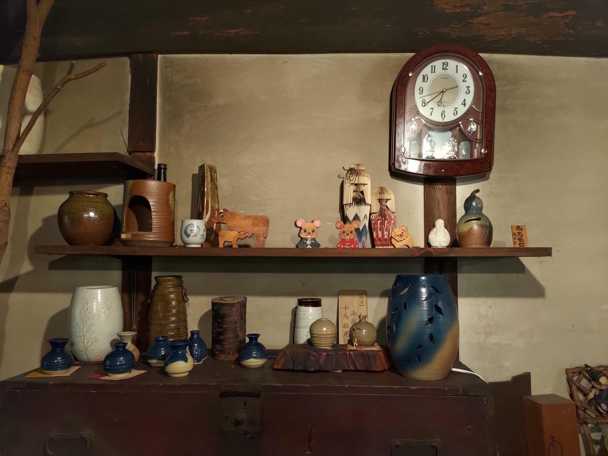 熊本餐廳甲佐┃炭香四溢古民家「野乃家」炭烤地雞×爆彈飯糰 藏身山林間!當地小聚都來這 熊本自駕