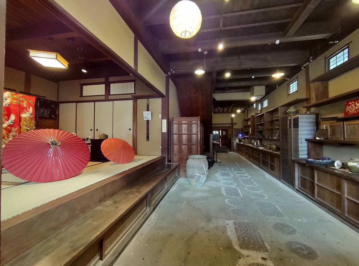 熊本市餐廳┃豪商宅邸古民家「神水茶寮」跳躍進化和食驚豔美味 百年神木豎立幸福 電車健軍校前站 直飛熊本 - 第6張圖 熊本市餐廳┃豪商宅邸古民家「神水茶寮」跳躍進化和食驚豔美味 百年神木豎立幸福 電車健軍校前站 直飛熊本