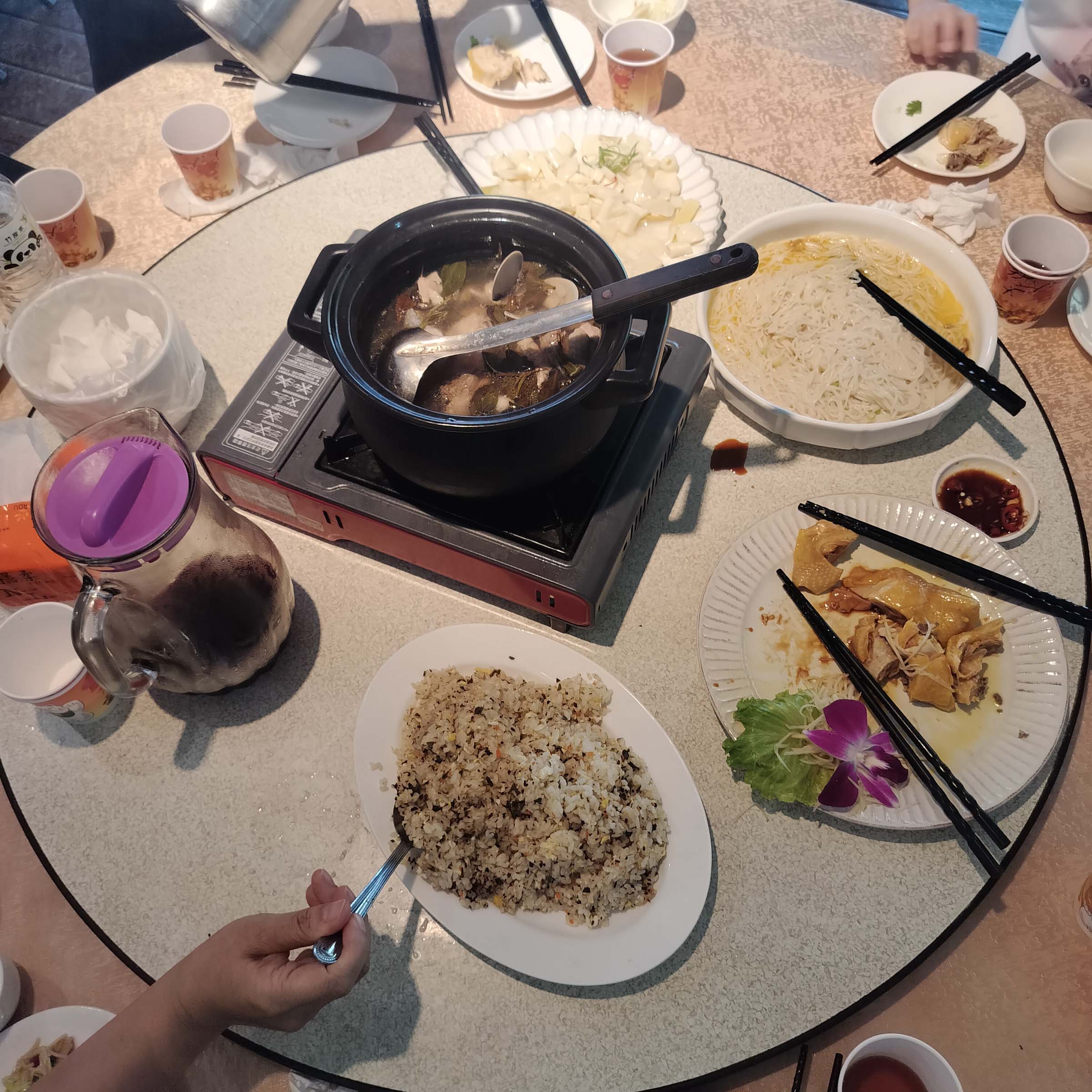 台北散策┃台北空中散歩貓空ロープウェイ(貓空纜車) 「絶景清泉山莊茶葉地鶏料理」台北動物園駅〜貓空駅 台湾旅行台北旅行 - 第33張圖 台北散策┃台北空中散歩貓空ロープウェイ(貓空纜車) 「絶景清泉山莊茶葉地鶏料理」台北動物園駅〜貓空駅 台湾旅行台北旅行