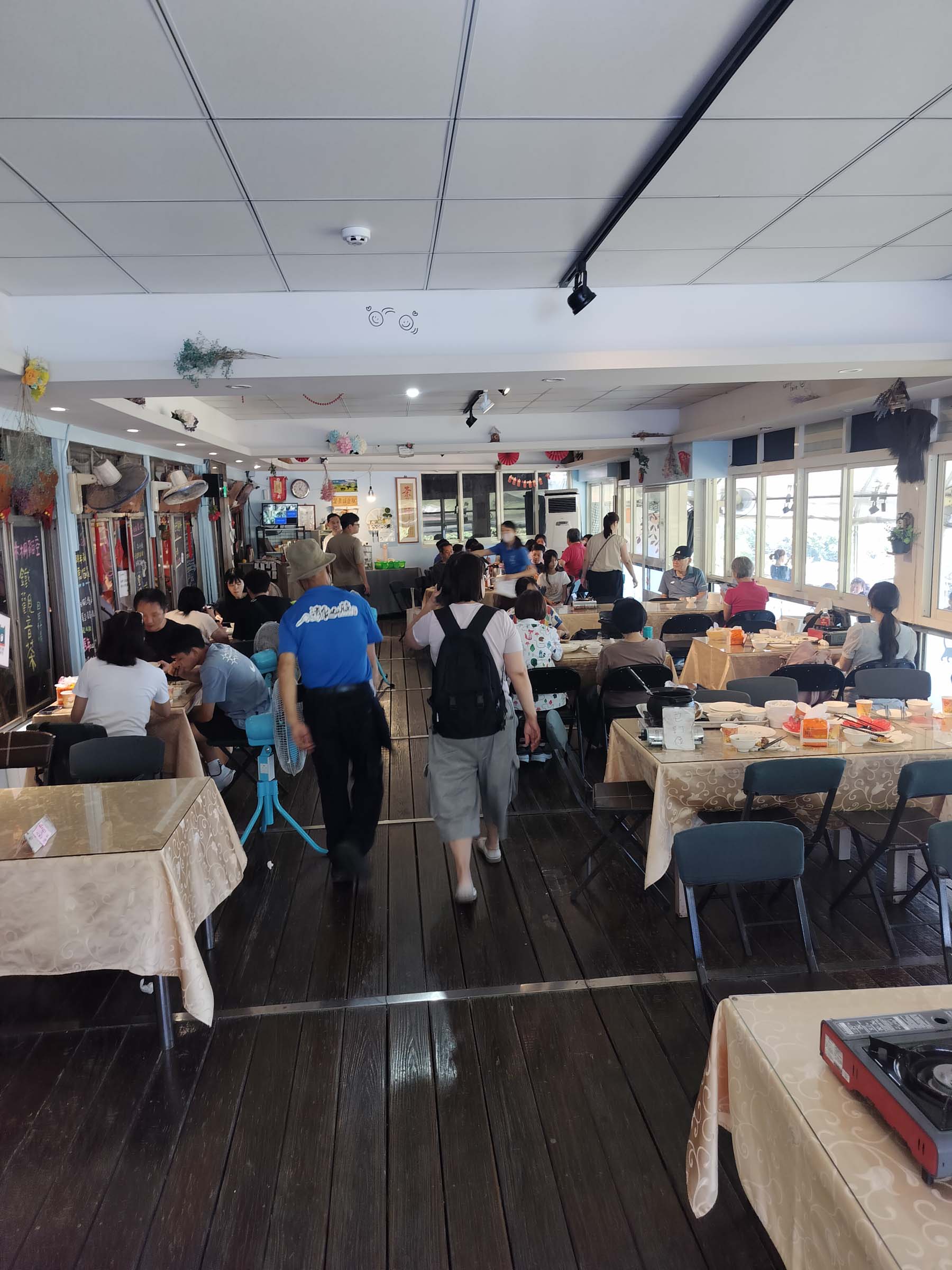 台北散策┃台北空中散歩貓空ロープウェイ(貓空纜車) 「絶景清泉山莊茶葉地鶏料理」台北動物園駅〜貓空駅 台湾旅行台北旅行 - 第44張圖 台北散策┃台北空中散歩貓空ロープウェイ(貓空纜車) 「絶景清泉山莊茶葉地鶏料理」台北動物園駅〜貓空駅 台湾旅行台北旅行