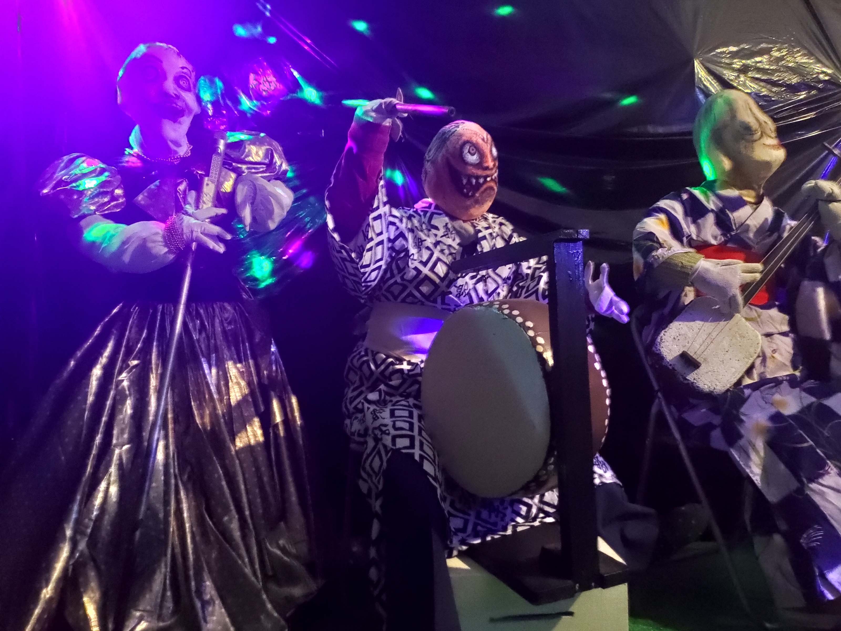 熊本天草┃小學校重生!600快樂村民都是假人「道之驛宮地岳稻草人村」特色景點 吃飯伴手禮蕎麥麵體驗 夏天挑戰測膽鬼屋天草自駕