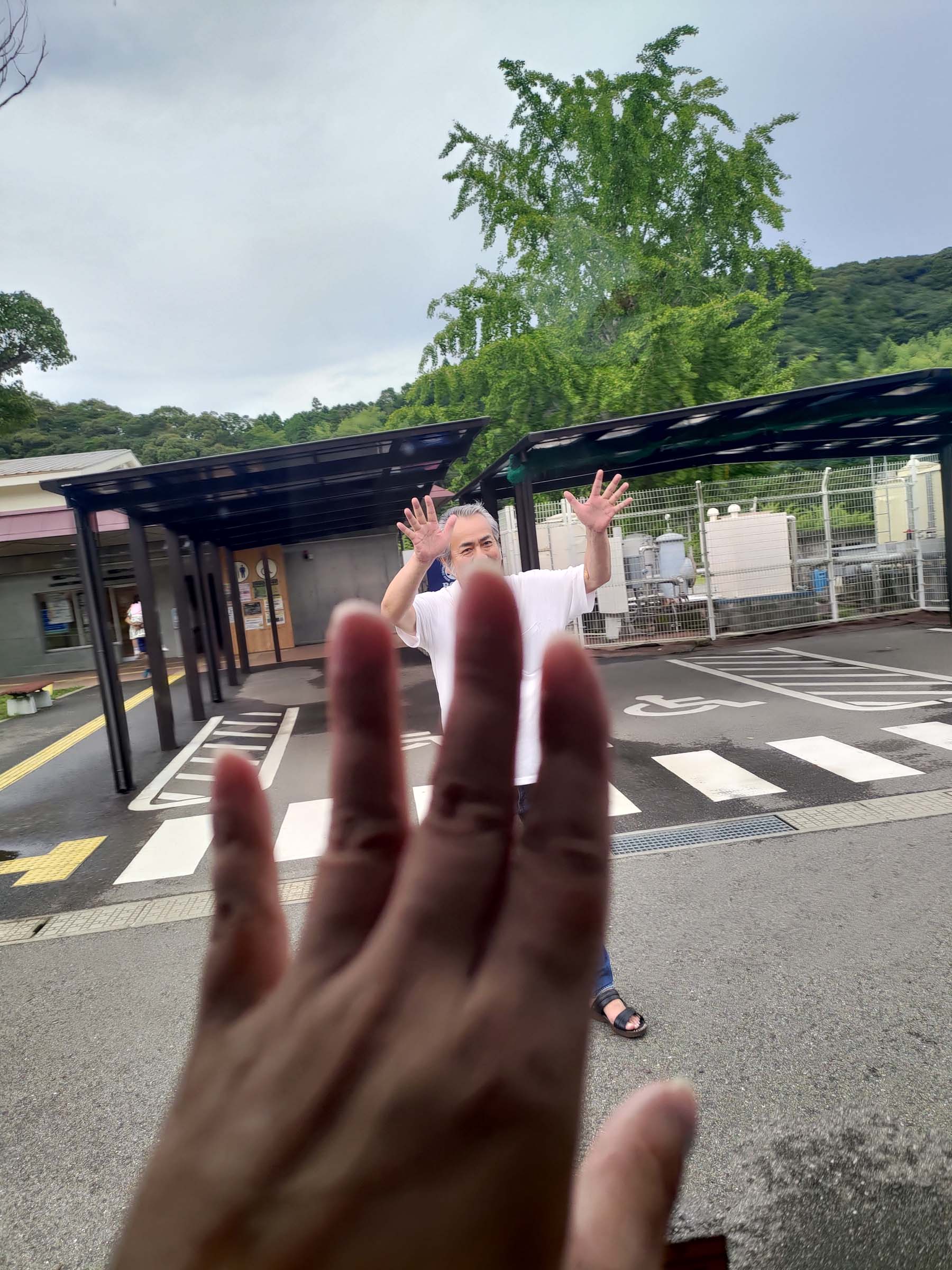 熊本天草┃小學校重生!600快樂村民都是假人「道之驛宮地岳稻草人村」特色景點 吃飯伴手禮蕎麥麵體驗 夏天挑戰測膽鬼屋天草自駕