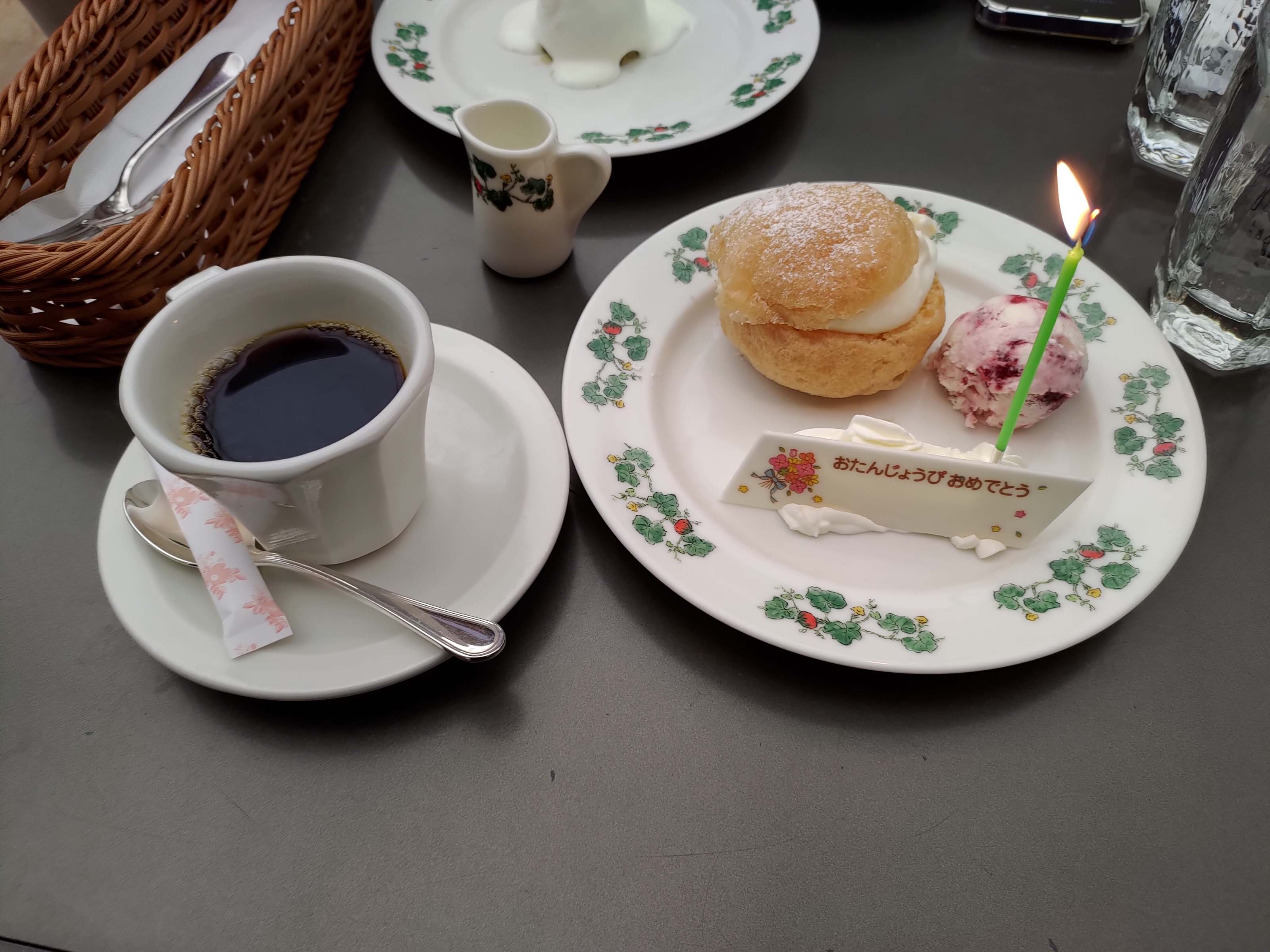 函館五日自由行賞楓┃虎航直飛 函館站RESOL飯店！特級套票路面電車走遍五稜郭 金森倉庫 函館山夜景元町 朝市海鮮 北海道自駕