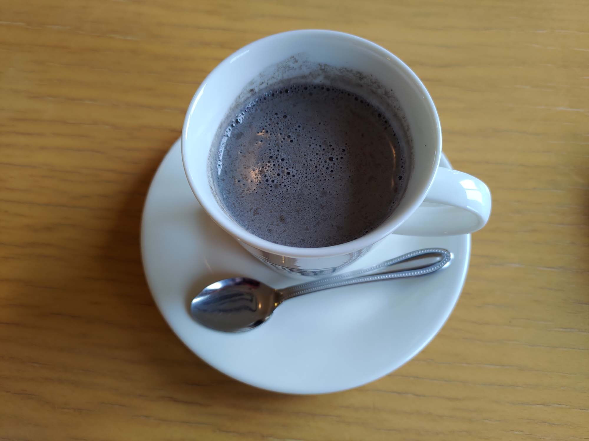 直飛函館自由行(美食下篇)┃一文字拉麵必吃 經典美鈴咖啡 鹿部間歇泉蒸料理天然噴泉 久保田牧場冰淇淋 北海道自駕 函館美食