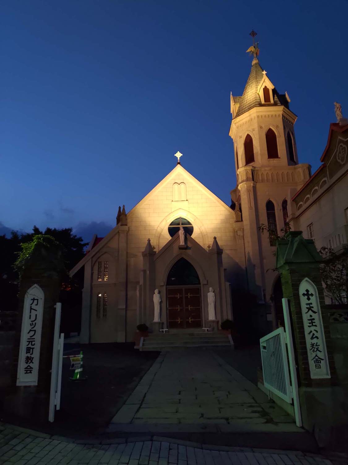 函館景點上篇｜第一次來函館市區經典景點・西洋建築與百萬夜景巡禮 舊函館區公會堂 港邊高處船魂神社 函館市自由行