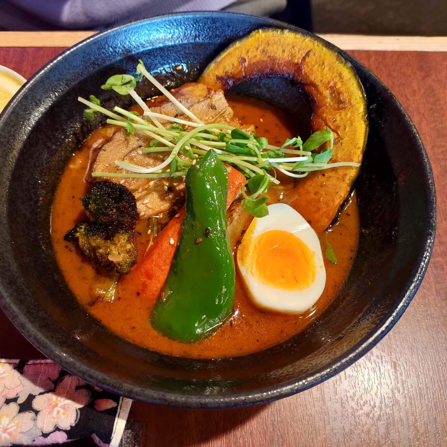 直飛函館自由行(美食中篇)┃ 函太郎壽司本店 奧芝商店湯咖哩 阿佐利壽喜燒 五島軒五稜郭塔店 濃厚特大杯抹茶 北海道自由行 經典必吃 - 第38張圖 直飛函館自由行(美食中篇)┃ 函太郎壽司本店 奧芝商店湯咖哩 阿佐利壽喜燒 五島軒五稜郭塔店 濃厚特大杯抹茶 北海道自由行 經典必吃