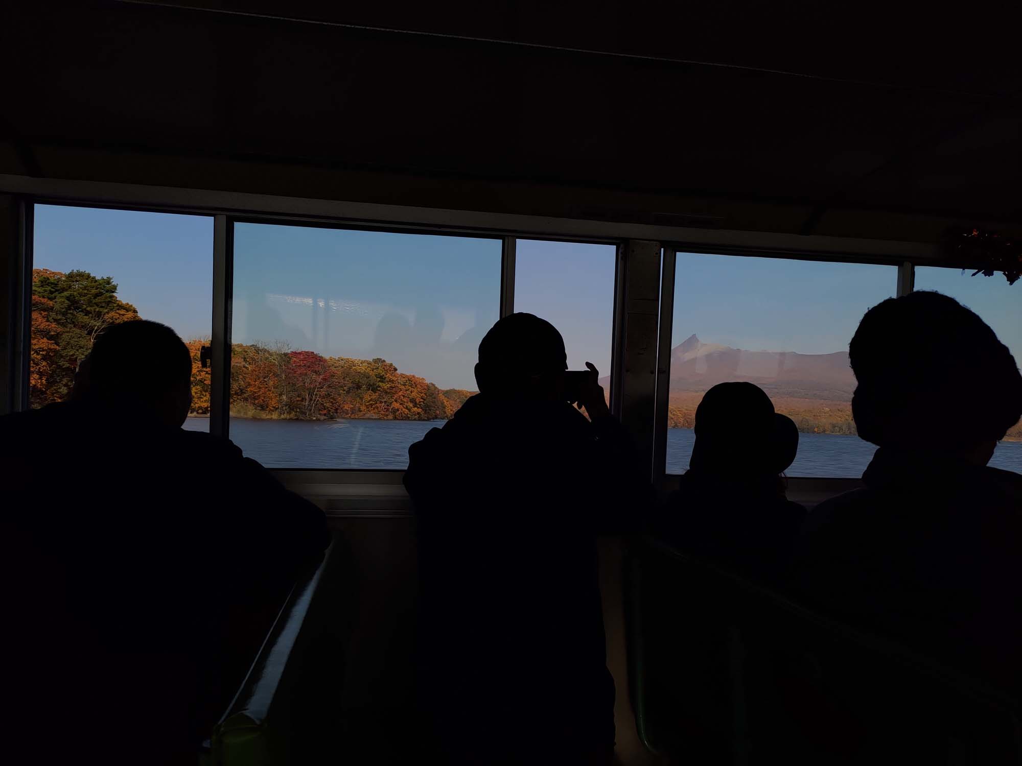 函館景點下篇|秋楓郊外大沼公園遊覽船 鹿部間歇泉道之站噴泉 五稜乃藏酒造 湯倉神社 見晴公園 女子修道院 再訪函館 函館自由行 - 第11張圖 函館景點下篇|秋楓郊外大沼公園遊覽船 鹿部間歇泉道之站噴泉 五稜乃藏酒造 湯倉神社 見晴公園 女子修道院 再訪函館 函館自由行